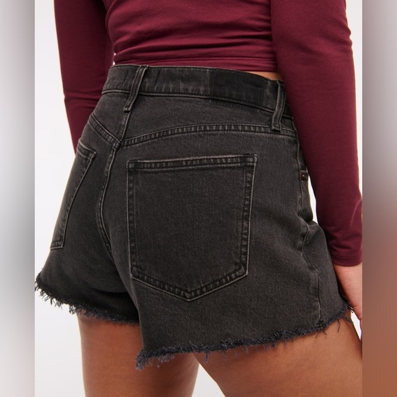 NWT Abercrombie & Fitch 90s Relaxed Cutoff Shorts Denim Curve Love 37/24 Plus SZ - Picture 4 of 12